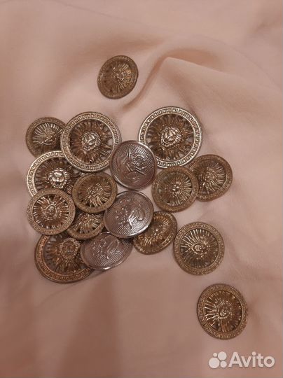 Пуговицы с изображением льва