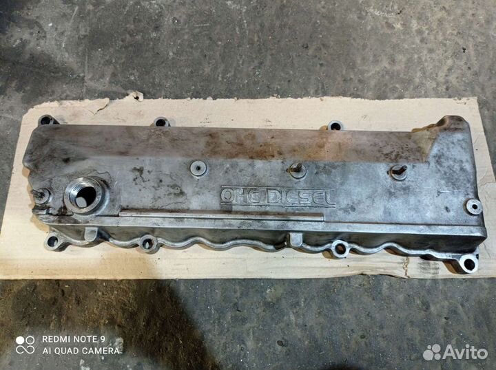 Клапанная крышка Исузу Эльф, Ниссан Атлас