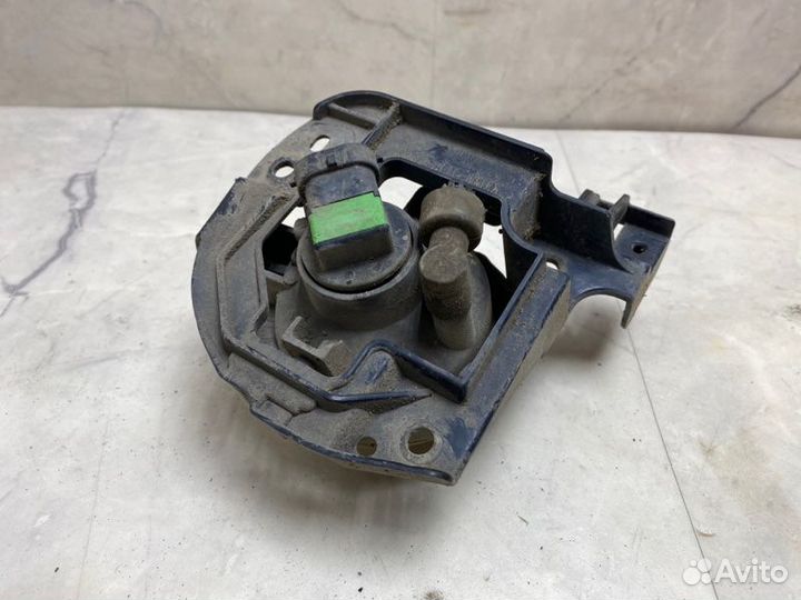 Противотуманная фара передняя правая Mazda Cx-7