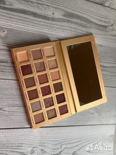 Тени для век