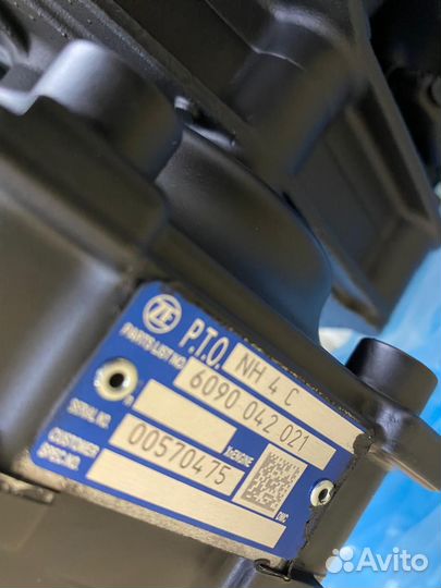 1358.001.220 Коробка переключения передач ZF 12TX