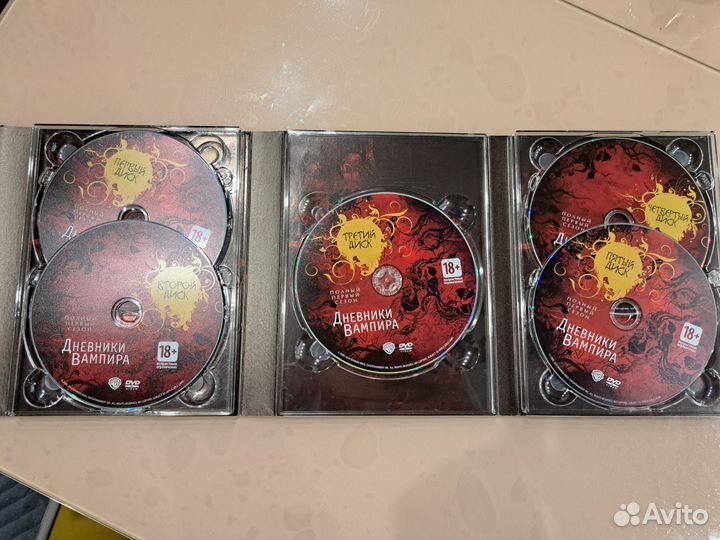 Дневники вампира DVD коллекционное издание 1 сезон