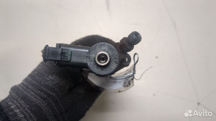 Форсунка топливная Volvo S60, 2004