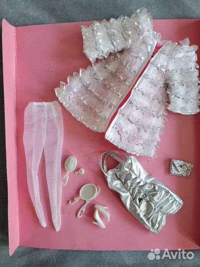 Barbie fashion hollywood premiere classicque