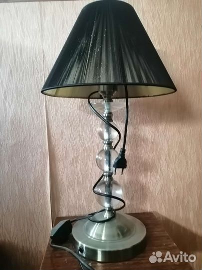 Лампа настольная