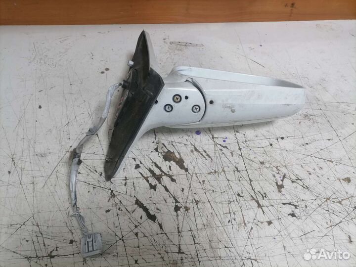 Правое зеркало Nissan Bluebird 14