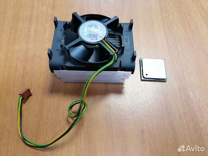 Intel Celeron, 2.40 GHz, Socket 478 + кулер