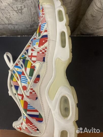 Кроссовки nike tn international flags