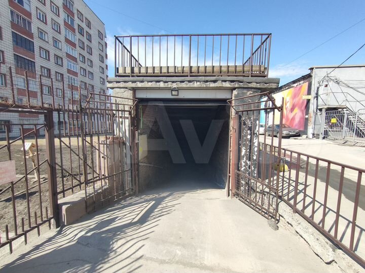 Машиноместо, 24 м²