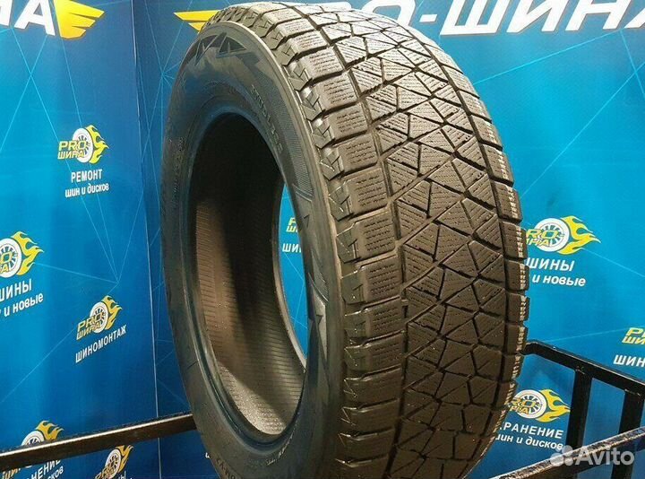 Bridgestone Blizzak DM-V2 225/60 R17