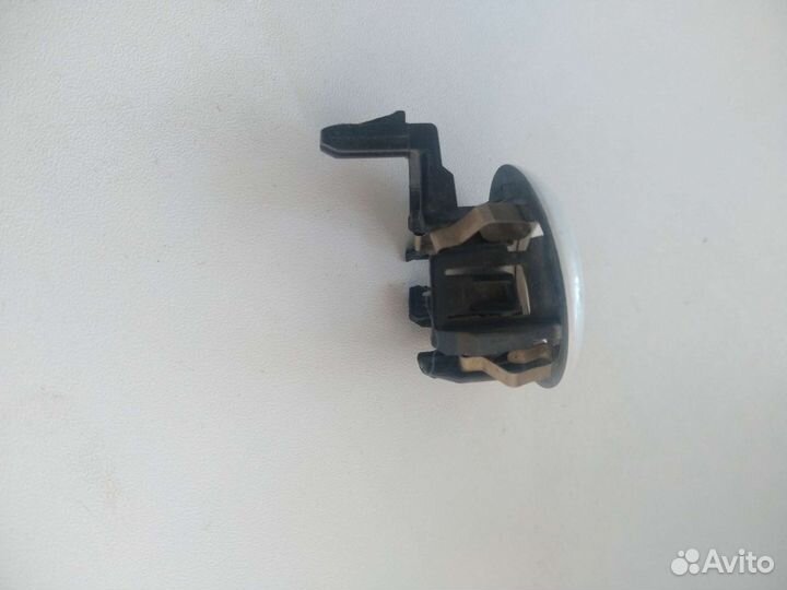 Кронштейн датчика парковки Toyota