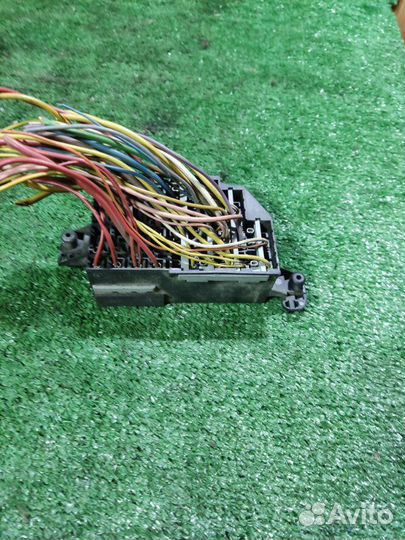 Блок предохранителей Renault Logan