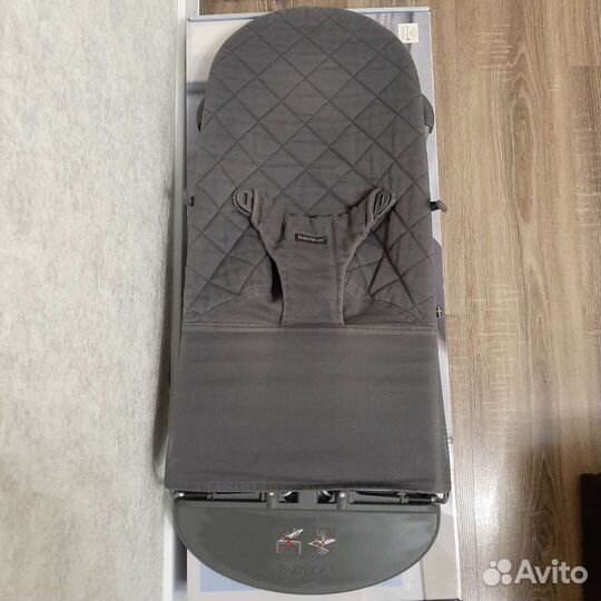 Шезлонг babybjorn оригинал