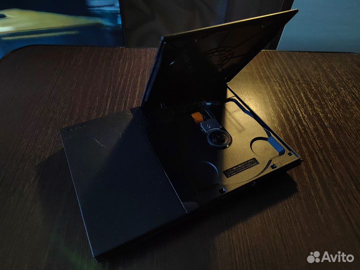 Sony PlayStation 2 Slim (J) + MGS 2 Substance (J)