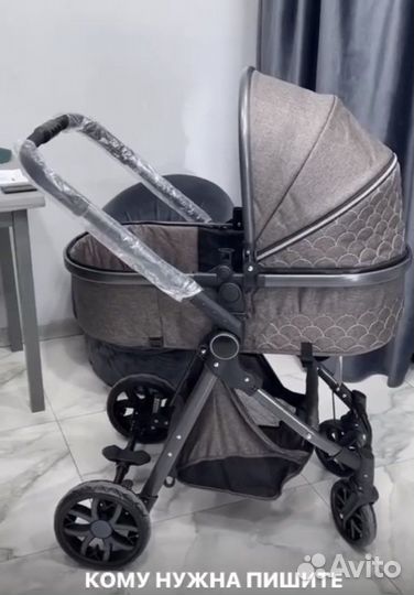 Прогулочная коляска новая