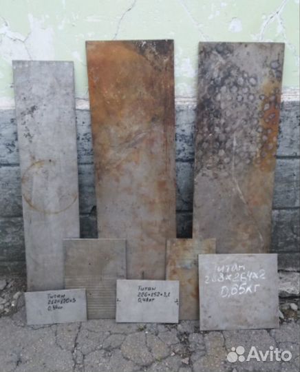 Титан, лист