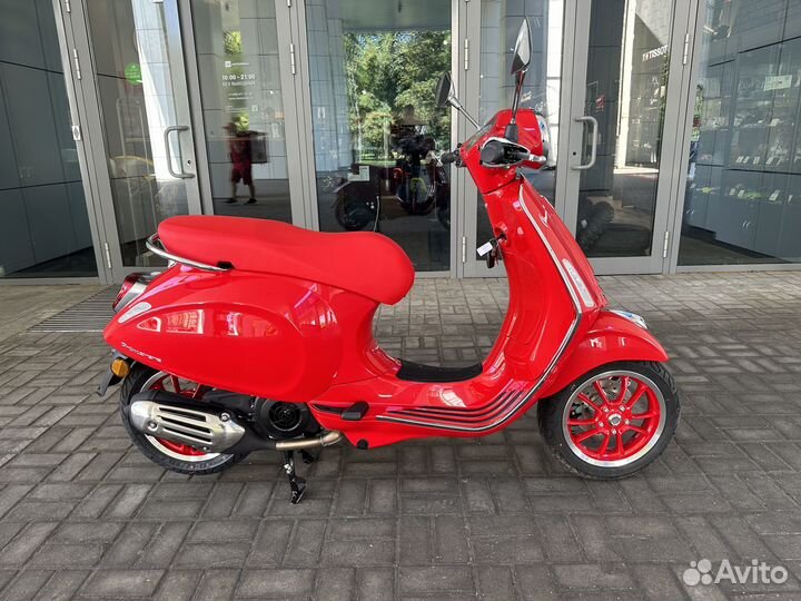 Vespa primavera 125 (2023) - product RED