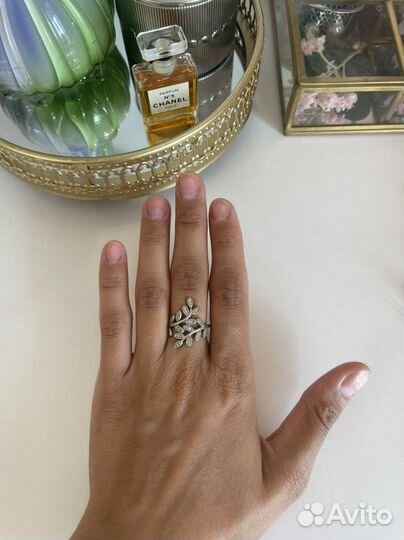 Серебряное кольцо pandora