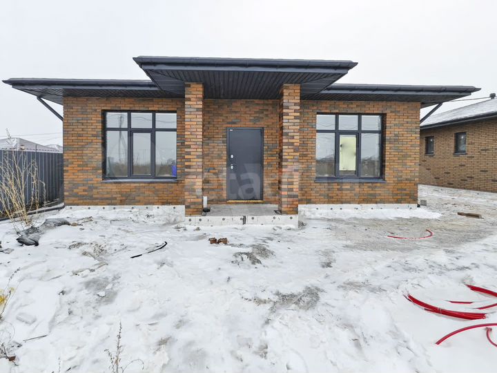 Дом 100 м² на участке 5 сот.