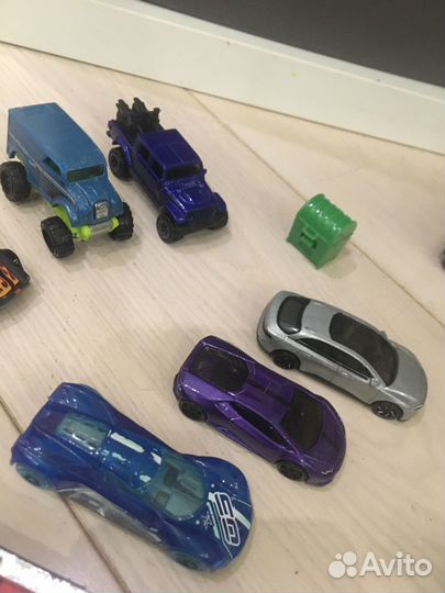 Детские машинки hot wheels
