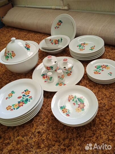 Сервиз столовый