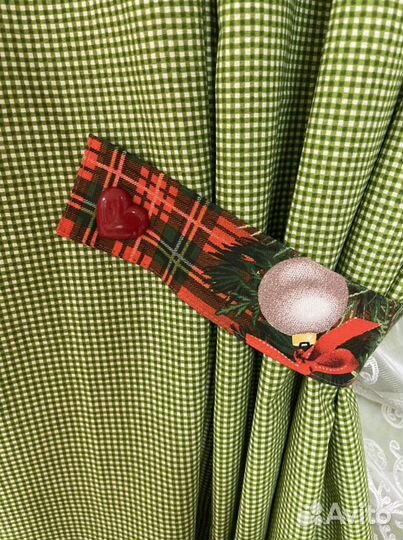 Штора на кухню новогодняя «Еловая гирлянда»