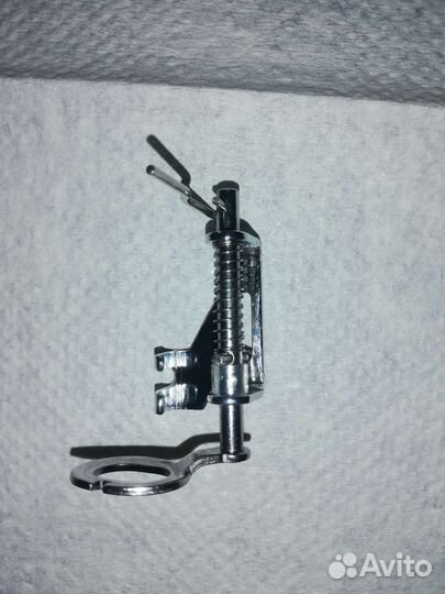 Прижимная лапка для вышивания и квилта