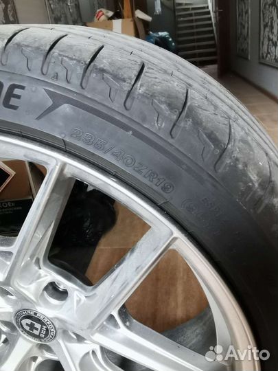 Bridgestone Potenza Sport 235/40 R19