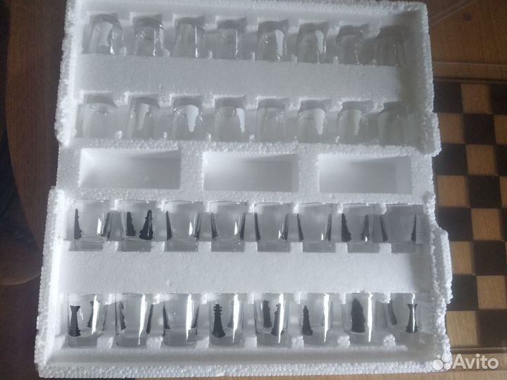 Шахматы стеклянные