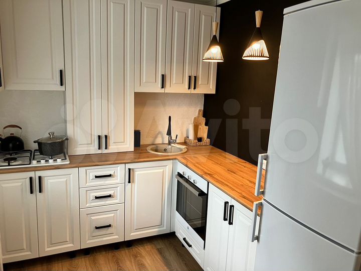 3-к. квартира, 57 м², 1/2 эт.