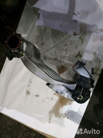 Колектор впускной Фольксваген туарег 3.2