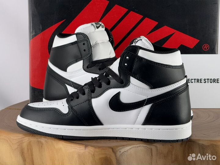 Кроссовки Nike Air Jordan 1 High Black White