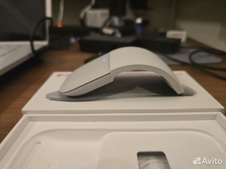 Мышь Microsoft Arc Mouse