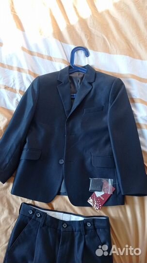 Костюм (пиджак плюс брюки) для мальчика 128-134