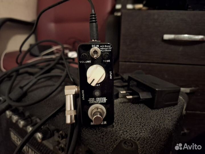 Педаль Distortion Mooer Blade