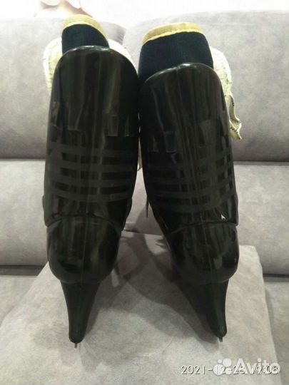 Коньки Salvo,Динамо,Botas,Easton и другие