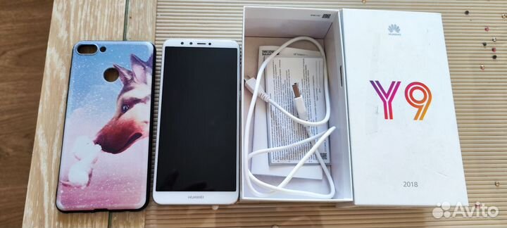 HUAWEI Y9 (2018), 3/32 ГБ