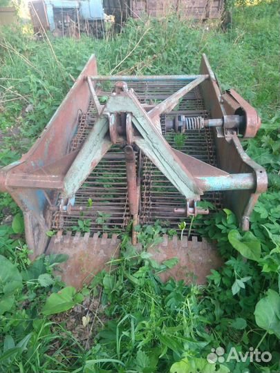 Копатель корнеплодов Агротехника Плюс КН-2.2, 1990