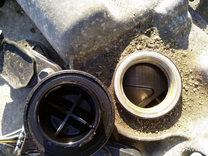 Двигатель Toyota Corolla 150 1zr fe 1.6 голый