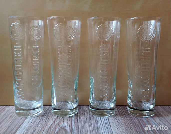 Пивные кружки и бокалы