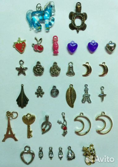 Товары для рукоделия (подвески, перья, бусины)