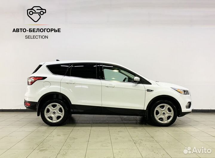 Ford Kuga 2.5 AT, 2017, 135 000 км