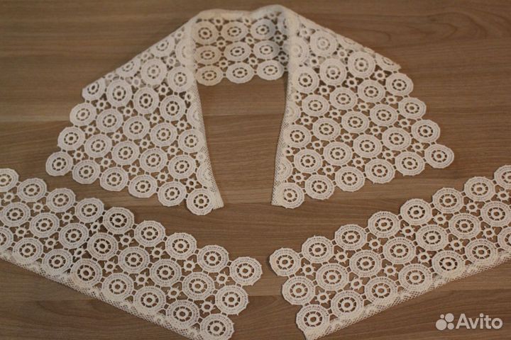 Кружевной воротник и манжеты