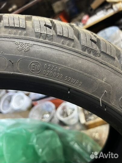 Kormoran Snow 205/45 R17