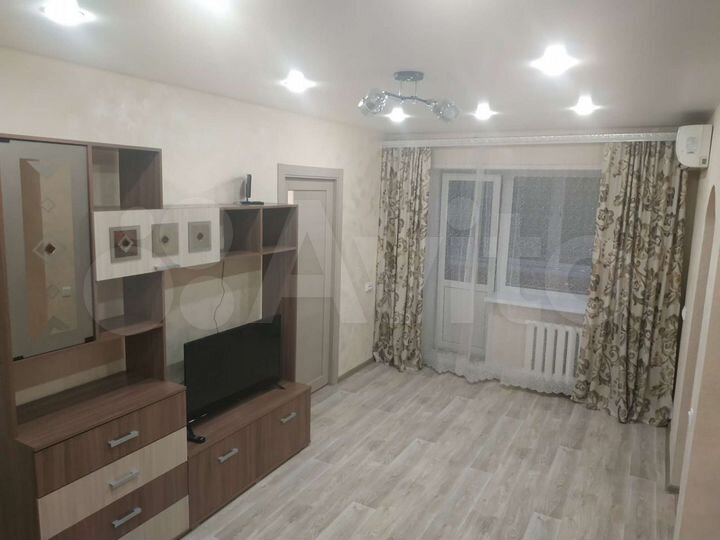2-к. квартира, 50 м², 2/4 эт.