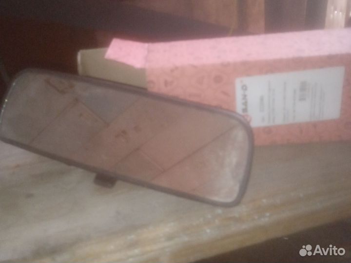 Заднее зеркало 2114