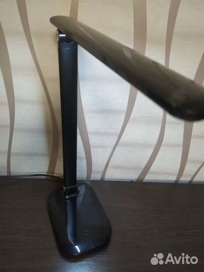 Лампа настольная