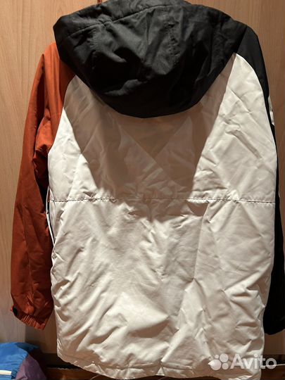 Горнолыжная куртка