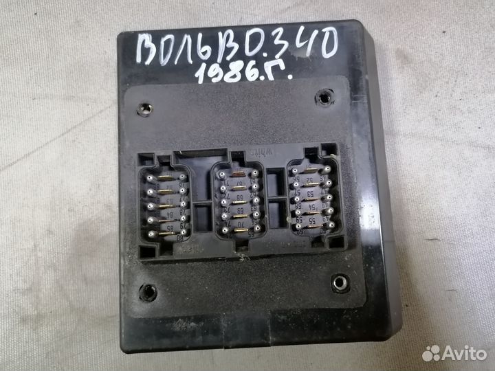 Блок предохранителей Volvo 340 1984-1991