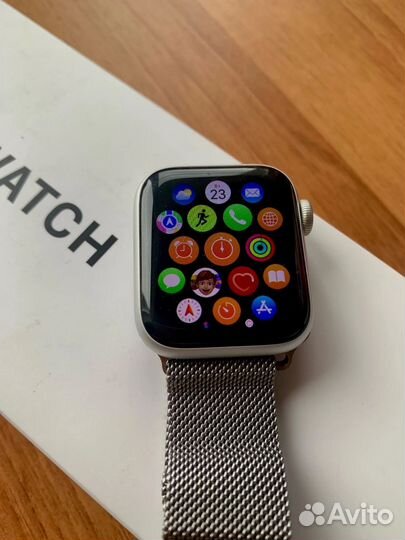 Умные часы Apple Watch SE 40mm